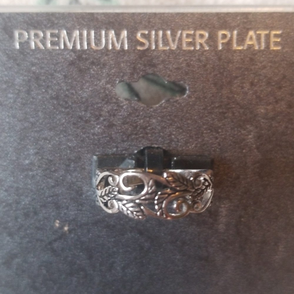 Silver plated ring - Picture 2 of 2